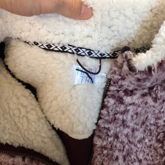 Maroon/white sherpa half zip jacket - Picture 6 of 6